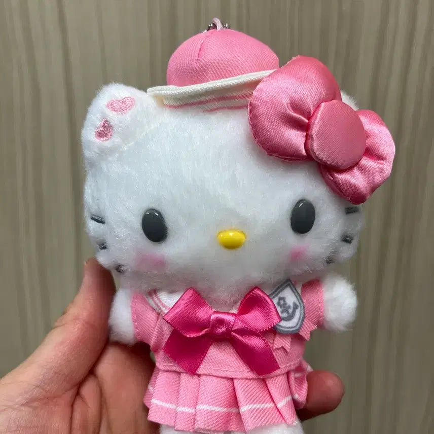 [BUNJANG] Hello Kitty Sailor Collar Mascot Keychain / 헬로키티 세일러 카라 마스코트 새상품 키링