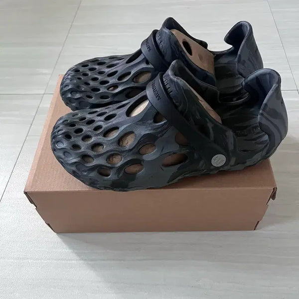 [BUNJANG] Merrell Hydro Moc Black Sandals / 머렐 하이드로목