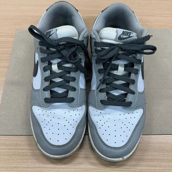 [BUNJANG] Nike Dunk Low Grey/White Sneakers / 나이키 덩크 로우 회색/흰색 운동화 280