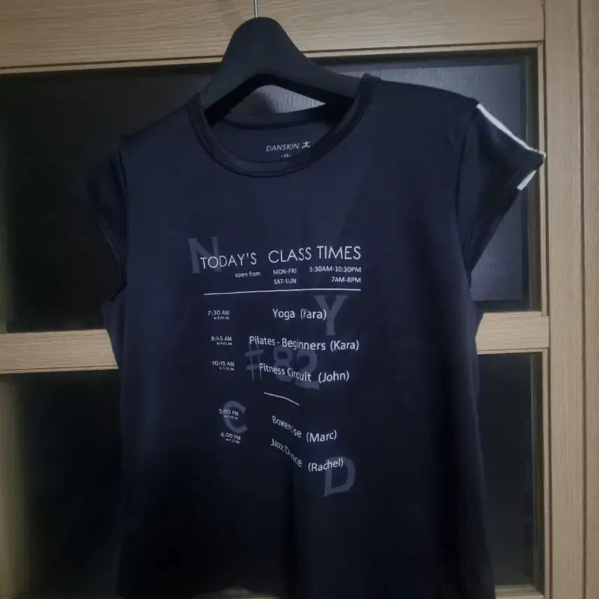 [BUNJANG] Danskin Black Short Sleeve T-Shirt M / 단스킨 블랙 반팔 티셔츠 M