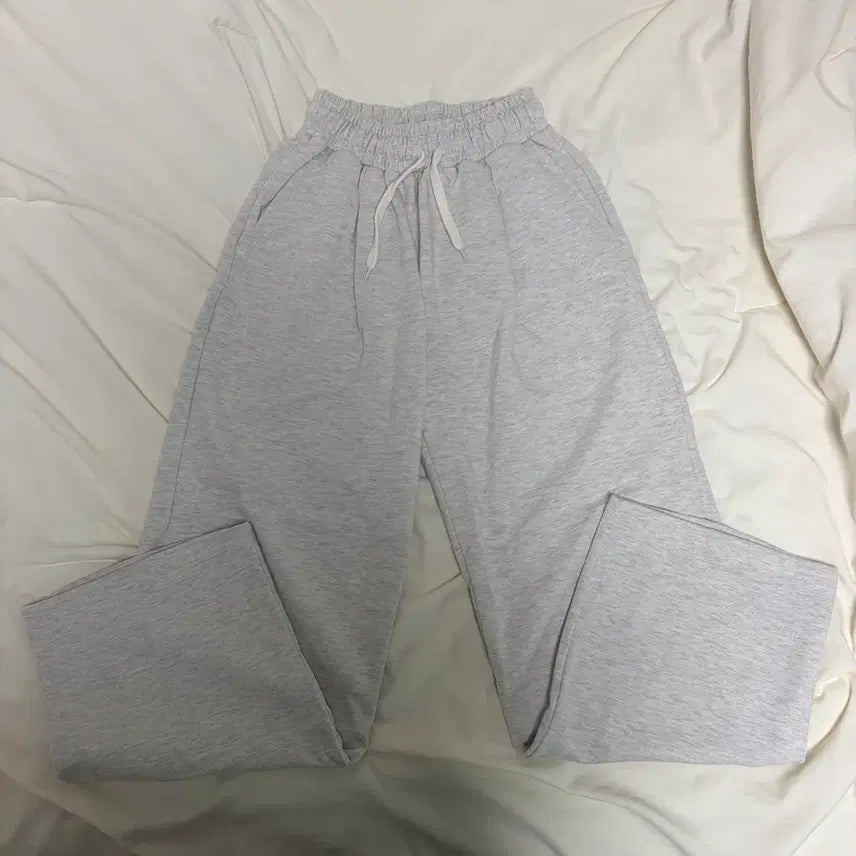 [BUNJANG] Like The Most Training Pants Oatmeal S / 라이크더모스트 트레이닝 팬츠
