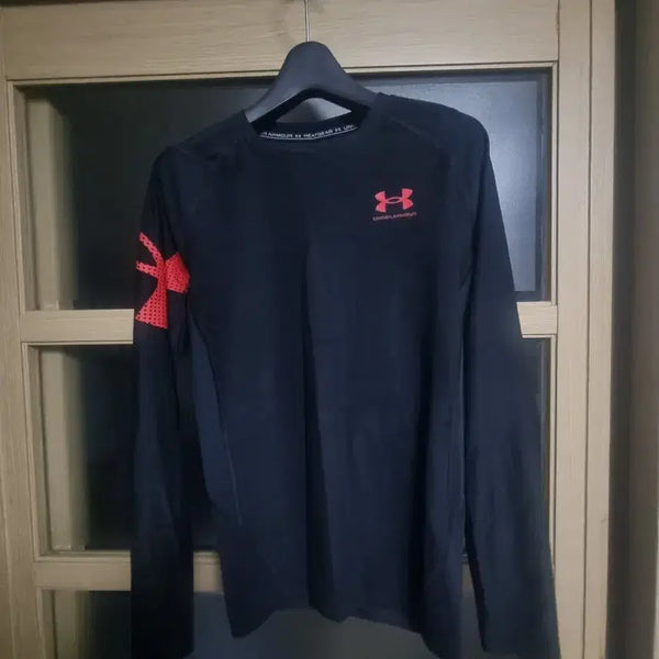 [BUNJANG] Under Armour HeatGear Long Sleeve T-Shirt Black M / 언더아머 히트기어 얇은  긴팔 블랙 티셔츠 M