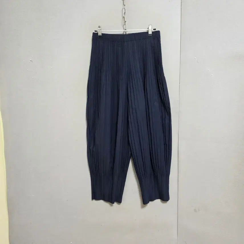 [BUNJANG] Pleats Me Comfortable Style Pants FF N5111 / 플리츠미 편안한스타일 바지 FF   n5111