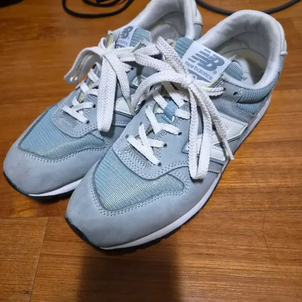 [BUNJANG] New Balance 996 Sneakers (Size 240) / 뉴발란스 996 240