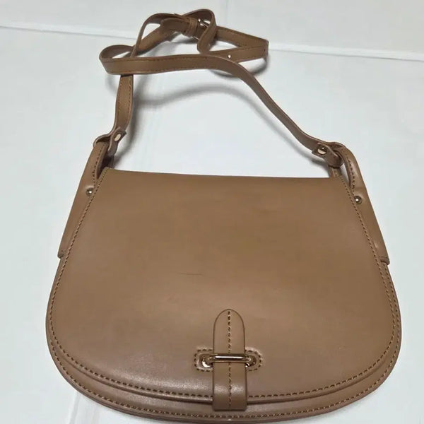 [BUNJANG] Brown Leather Half Moon Shoulder Bag / 브라운 가죽 크로스백