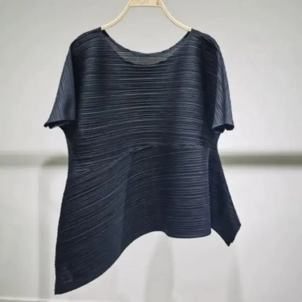 [BUNJANG] Black Pleated Asymmetrical Short Sleeve T-Shirt / 블랙 플리츠 언발란스 반팔 티셔츠 제평