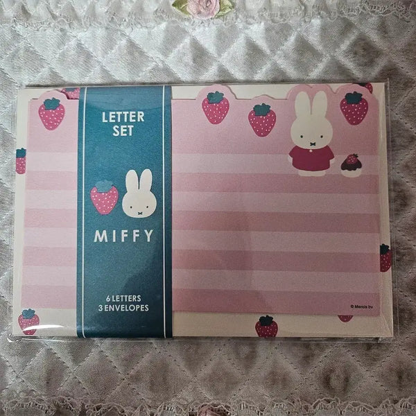 [BUNJANG] Miffy Strawberry Letter Set (Japan Genuine) / (일본정품) 미피 딸기 레터 세트