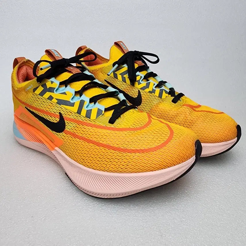 [BUNJANG] Nike Zoom Fly 4 University Gold Men's Running Shoes (260mm) / 나이키 줌 플라이 4 유니버시티 골드 남성 런닝화 (260mm)