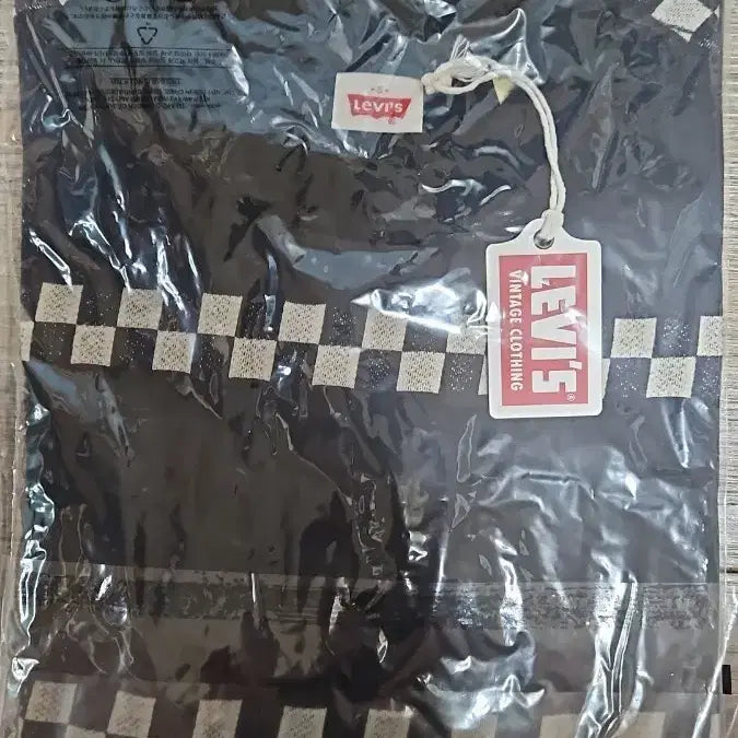 [BUNJANG] Levi's Vintage Clothing 1980's Checker T-Shirt Black / 리바이스 LVC 1980's 티셔츠 블랙 체크 S