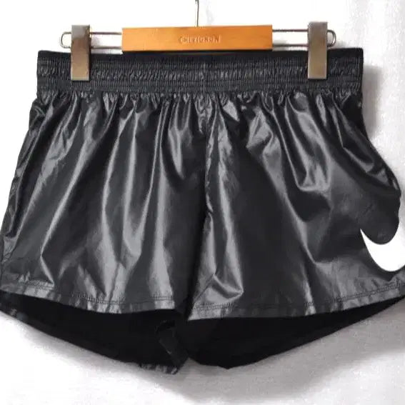 [BUNJANG] Nike Women's Swoosh Shorts (Size M) / 나이키/여성스우시숏팬츠(허리28)