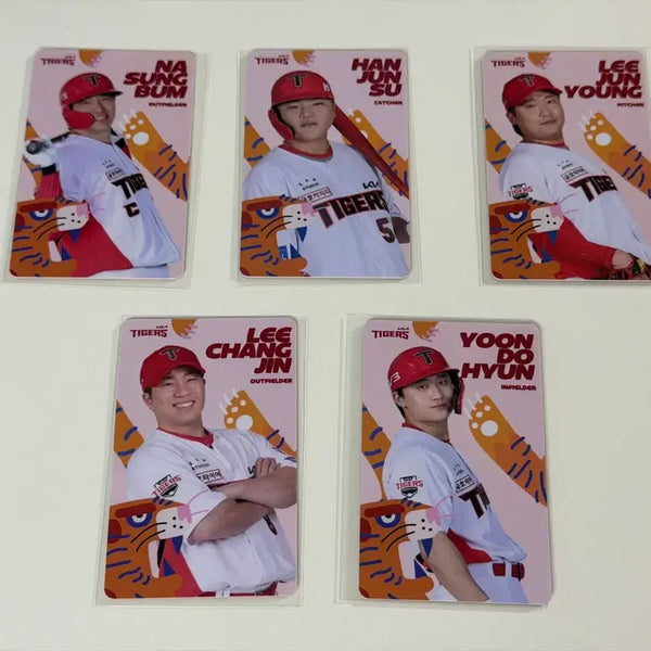 [BUNJANG] Kia Tigers Lucky Draw Bundle Set Photocards: Na Sung-bum, Han Jun-su, Yoon Do-hyeon / 일괄) 기아타이거즈 럭키드로우 럭드 포카 나성범 한준수 윤도현