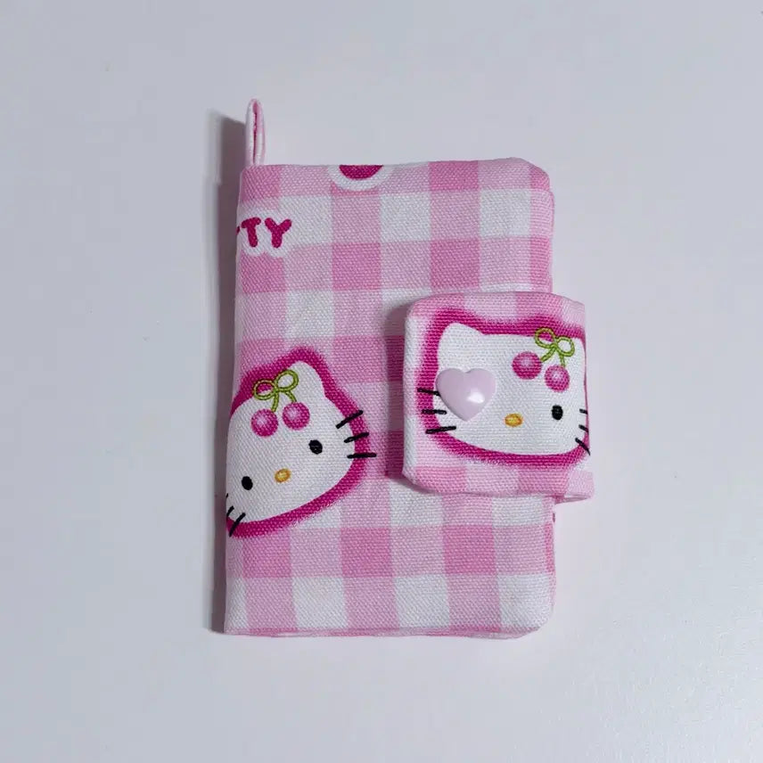 [BUNJANG] Sanrio Hello Kitty Cherry Mini Card Holder / 산리오 헬로키티 체리 미니 카드지갑