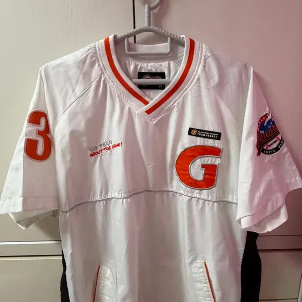 [BUNJANG] Lotte Giants Hockey Jersey Size 95 / 롯데 자이언츠 하키티 95