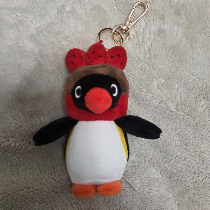 [BUNJANG] Twosome Place Limited Edition Penguin Pingu Doll Keyring / 투썸 투썸플레이스 한정판 스초생 핑구 펭귄 인형 키링
