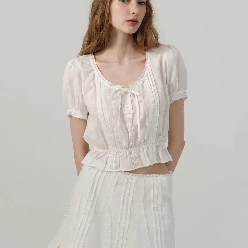 [BUNJANG] The Barnet Sude Pleated Blouse / 더바넷 수드 플레티브 블라우스