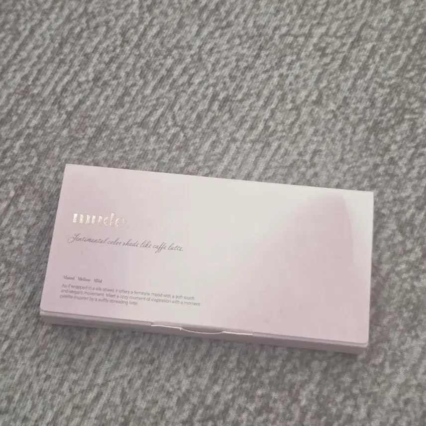 [BUNJANG] Mude Shadow Palette Vanilla Latte / 뮤드 섀도우 팔레트 바닐라티라떼