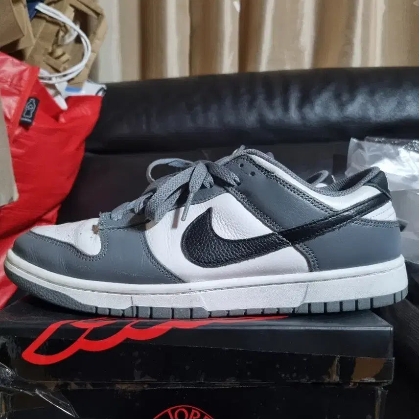 [BUNJANG] Nike Dunk Low Bayou Grey US 10 / 나이키 덩크 로우 바이유 그레이 280