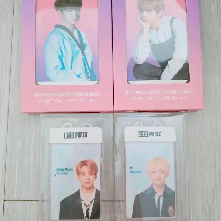 [BUNJANG] BTS World Wireless Charger & Employee ID Photocard Set / 방탄소년단 BTS 월드 무선 충전기 사원증 포토카드