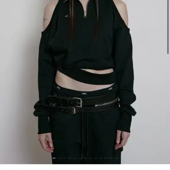 [BUNJANG] Bohemian Seoul Cut-out Half-Zip Black / 보헤미안서울 컷아웃 하프집업 블랙