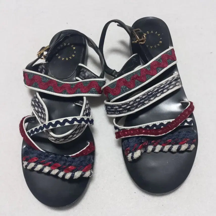 [BUNJANG] Barbara Sandals Size 235 / 바바라 샌들 235 사이즈입니다.