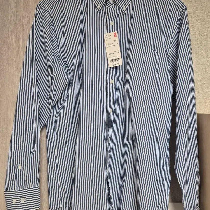 [BUNJANG] Uniqlo Men's Striped Shirt - Size M (New) / 유니클로 남성 셔츠 M 새상품
