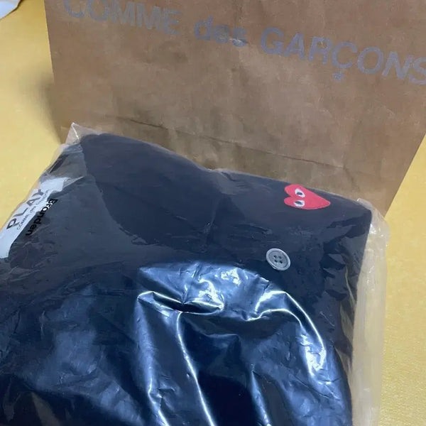[BUNJANG] Comme des Garçons PLAY Black Cardigan L / 꼼데가르송 플레이 블랙 가디건 L사이즈