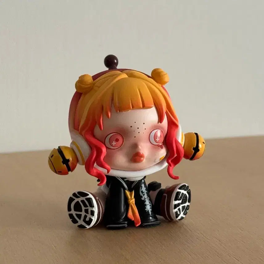[BUNJANG] Pop Mart Skullpanda City of Night: Girl / 팝마트 스컬판다 시티오브나이트 : 소녀