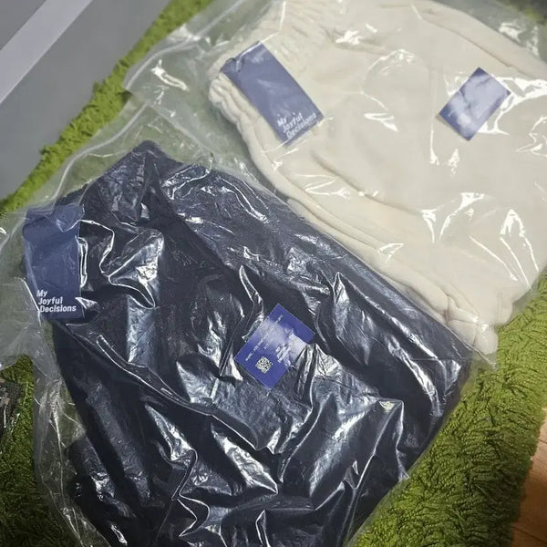 [BUNJANG] MJD Mandida Side Snap Shorts (Black/Cream) - Sealed / (미개봉) MJD 만지다 사이드 스냅 쇼츠 반바지 (블랙/크림)