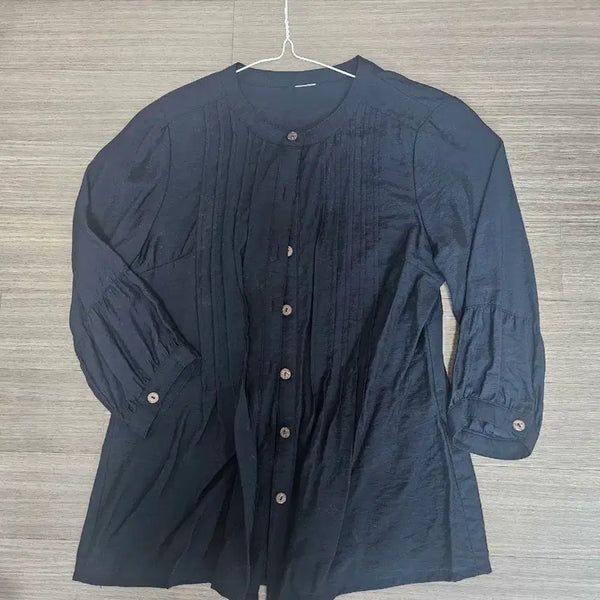 [BUNJANG] Black Blouse / 검정 블라우스
