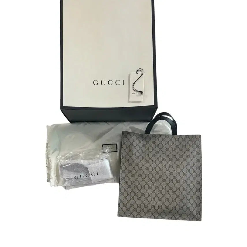 [BUNJANG] Gucci GG Supreme Tote Bag / 구찌 GG 슈프림 토트백