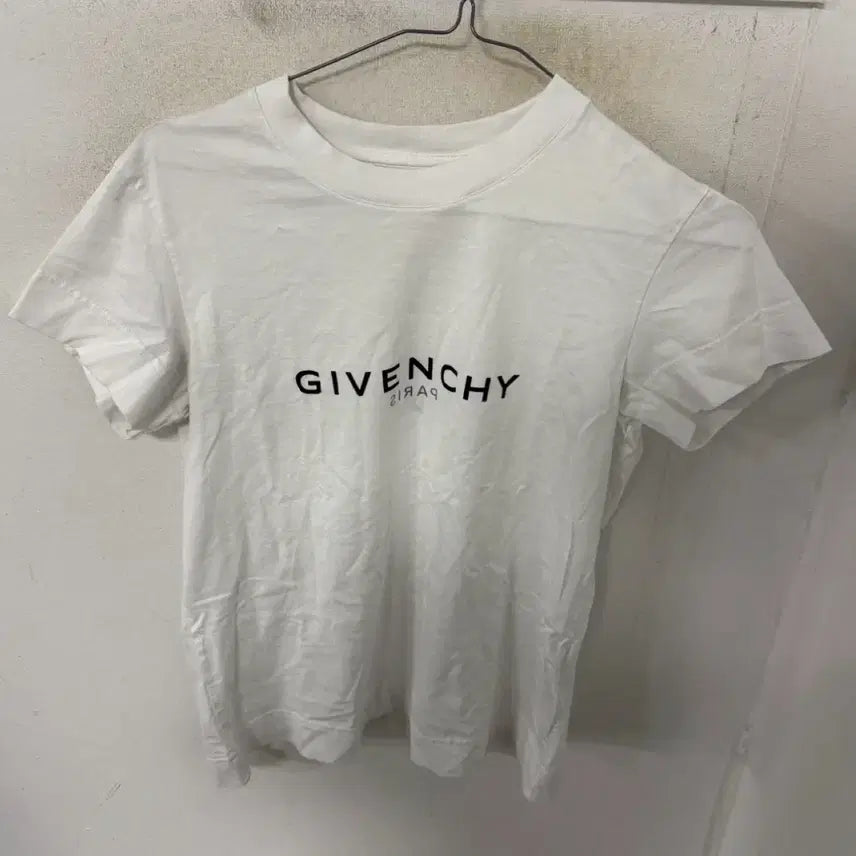[BUNJANG] Givenchy White Short Sleeve T-Shirt / 신형 지방시 GIVENCHY 화이트 반팔 티셔츠