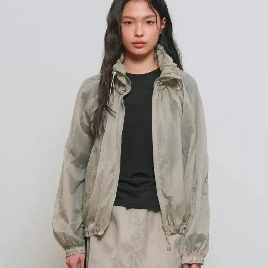 [BUNJANG] General Idea Sheer Shirring Windbreaker Jumper / # (새상품) 제너럴아이디어 시어 셔링 윈드브레이커 점퍼