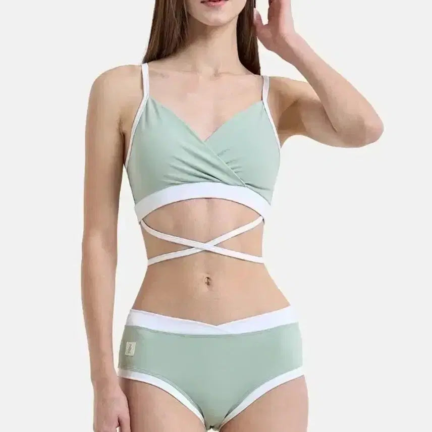 [BUNJANG] Chloe S Polewear Top & Bottom Set - Mint White / 핫한 폴웨어 클로이S
