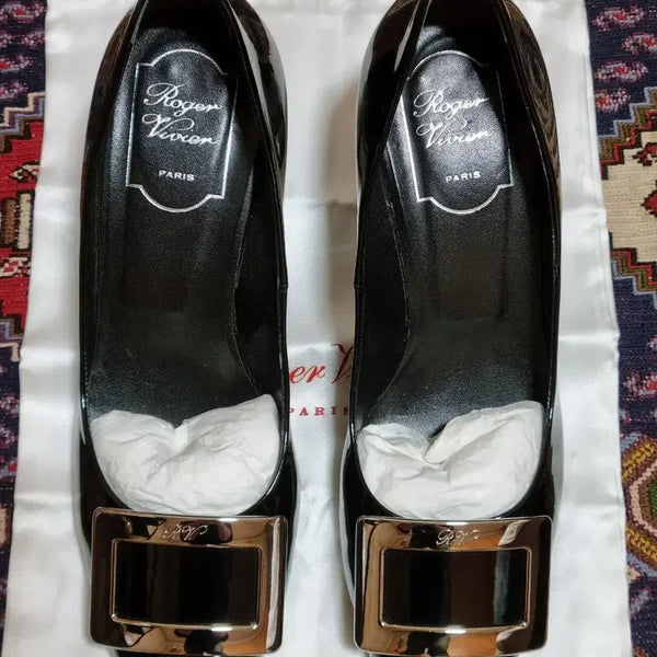 [BUNJANG] Roger Vivier Black Patent Leather Pumps / [최종가] 정품 로저비비에 펌프스힐 명품구두, 245/37.5(거의새것)
