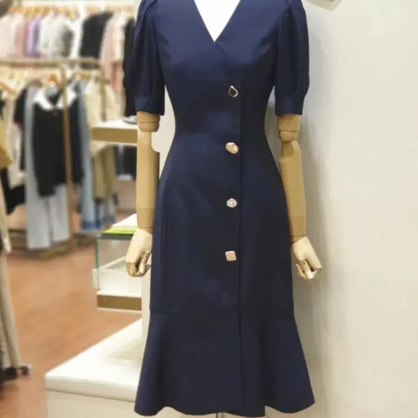 [BUNJANG] SATIN Navy V-Neck Mermaid Dress / [새제품] SATIN 샤틴 골드버튼 네이비 원피스