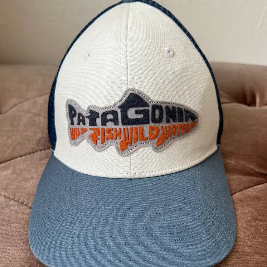 [BUNJANG] Patagonia Blue Navy Fish Patch Trucker Cap Hat / 파타고니아 블루네이비 피쉬패치트러커 캡모자