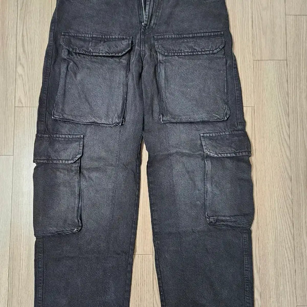 [BUNJANG] Zara Washed Pocket Cargo Denim Pants Dark Black Brown / [31] 자라 워싱 포켓 카고 데님 팬츠 다크 블랙 브라운