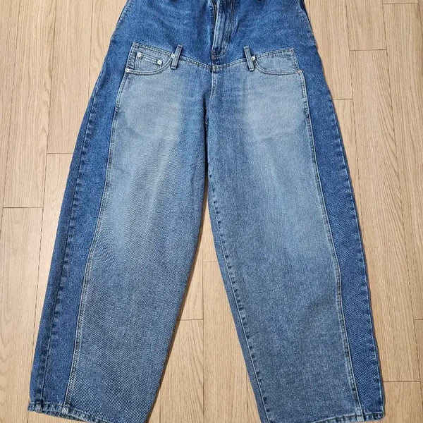 [BUNJANG] EAEI Double Oversized Wide Denim Medium Indigo / [m] 이에이 더블 오버사이즈 와이드 데님 미디엄 인디고