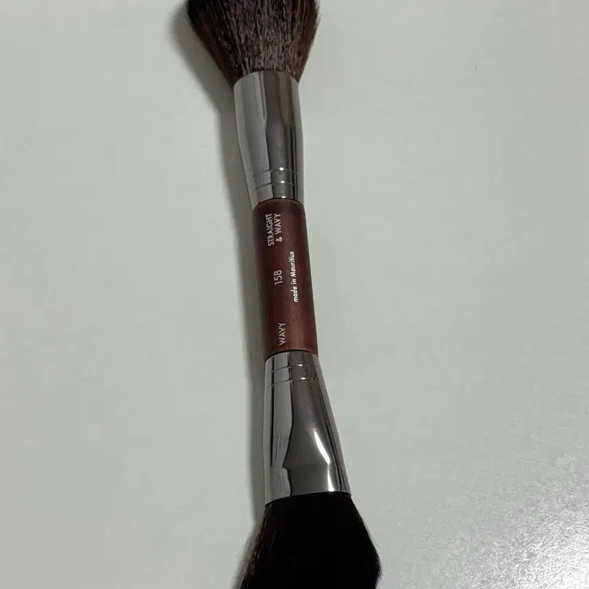 [BUNJANG] Make Up For Ever 158 Double Ended Sculpting Powder Brush / 새상품 메이크업포에버 158 더블 엔디드 스컬프팅 파우더 브러쉬