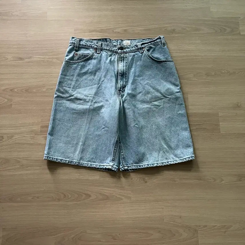 [BUNJANG] Vintage Levi's 565 Shorts (1997) / [36] 90s 빈티지 리바이스 565 쇼츠