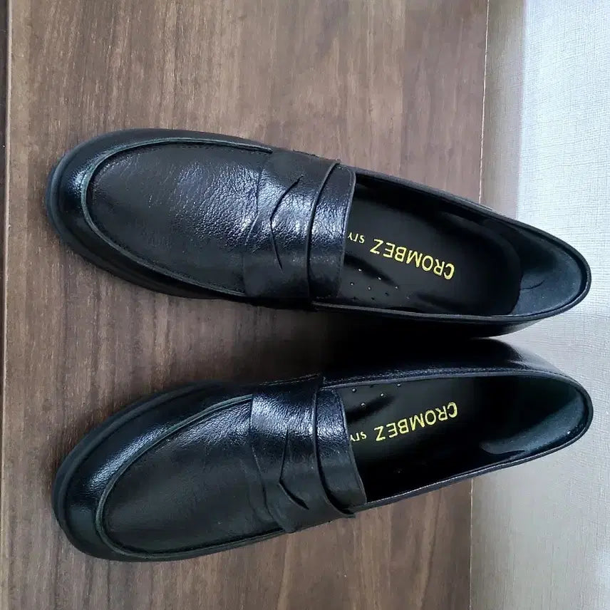 [BUNJANG] Crombez Black Leather Loafers / CROMBEZ 크롬베즈 블랙 가죽 로퍼