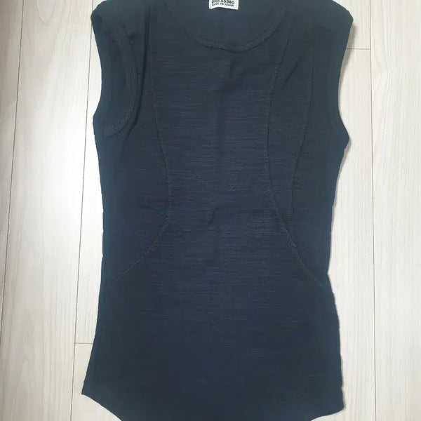 [BUNJANG] Topdressing Shoulder Pad Sleeveless T-shirt / (새상품)탑드레싱 어깨패드나시