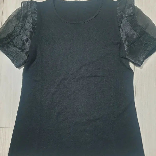 [BUNJANG] Frill Short Sleeve T-Shirt / 프릴반팔티셔츠