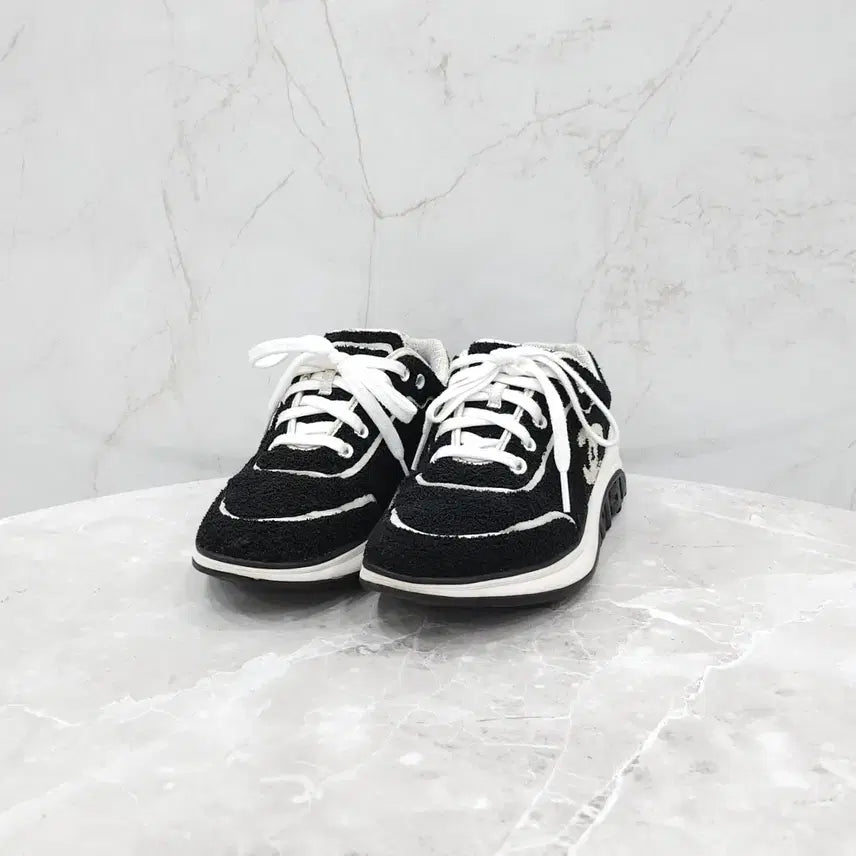 [BUNJANG] Chanel CC Logo Shearling Cruise Sneakers G36256 / 38 / 샤넬 CC로고 시어링 크루즈 스니커즈 G36256