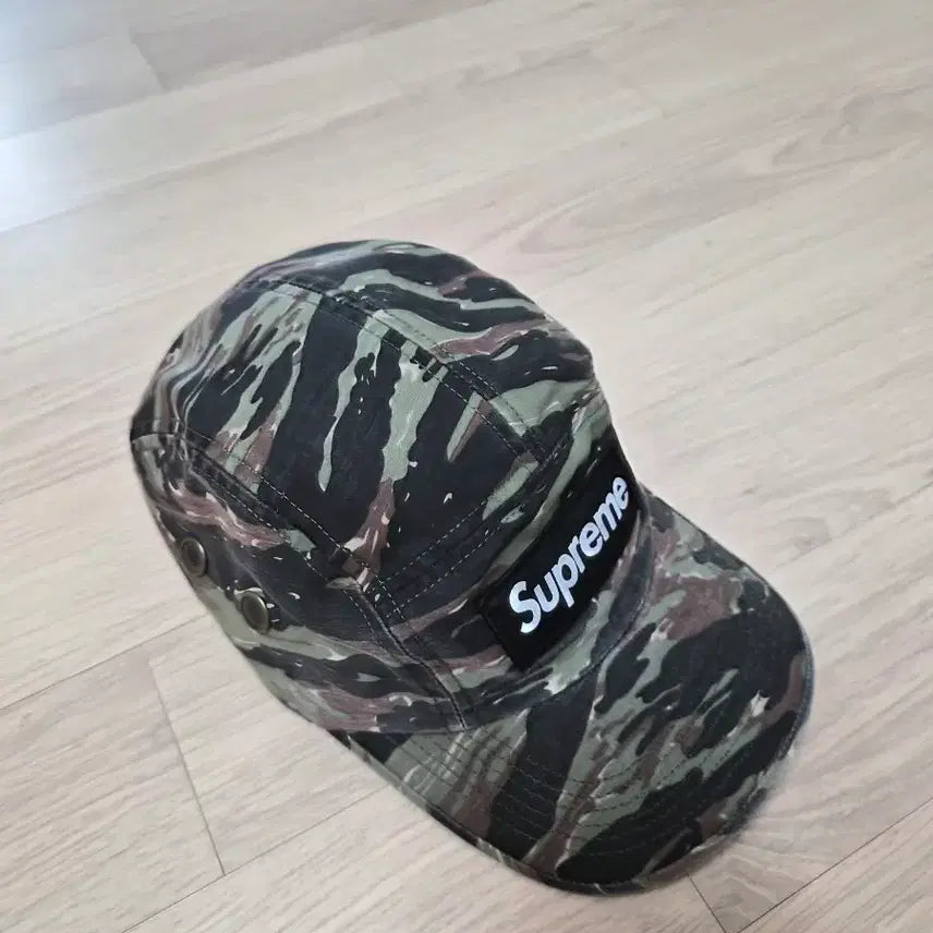 [BUNJANG] Supreme Military Camp Cap Olive Tiger Camo 24SS / 슈프림 밀리터리 캠프캡 올리브 타이거 카모 - 24SS