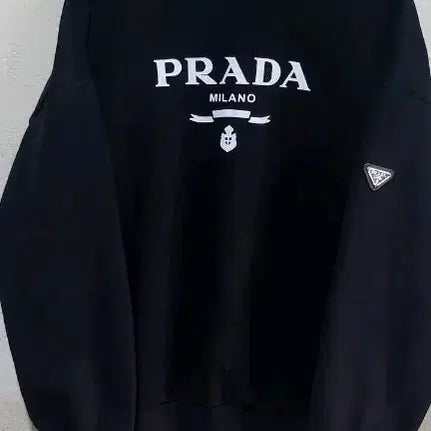 [BUNJANG] Prada Milano Crewneck T-Shirt, Size L / 프라다 밀라노 크루넥 티셔츠, 사이즈 L
