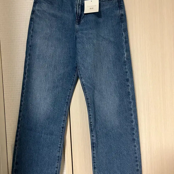 [BUNJANG] Uniqlo JW Anderson Women's Straight Jeans / 유니클로 JW 앤더슨 여성용 스트레이트 진