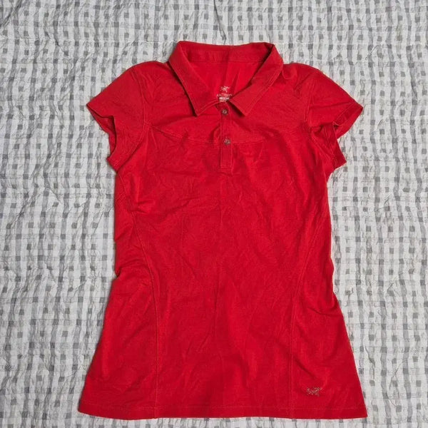 [BUNJANG] Arc'teryx Women's Red Polo T-Shirt / 아크테릭스 여성 레드 폴로 티셔츠.M(90-95)