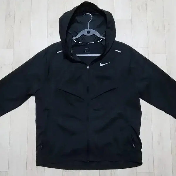 [BUNJANG] Nike Repel UV Windrunner Jacket CZ9071 Black (M) / (정품) 나이키 리펠 UV 윈드러너 바람막이 CZ9071   M  95