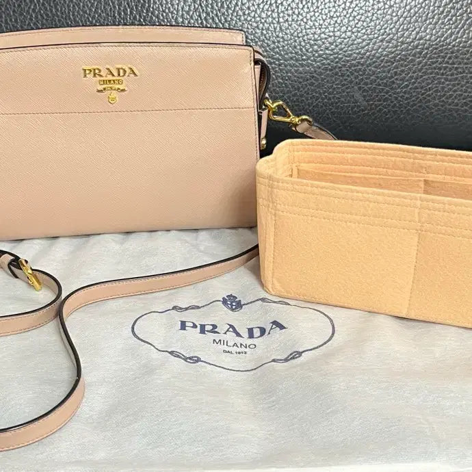 [BUNJANG] Prada Saffiano Crossbody Bag with Inner Bag / 프라다 사피아노 크로스백 + 이너백
